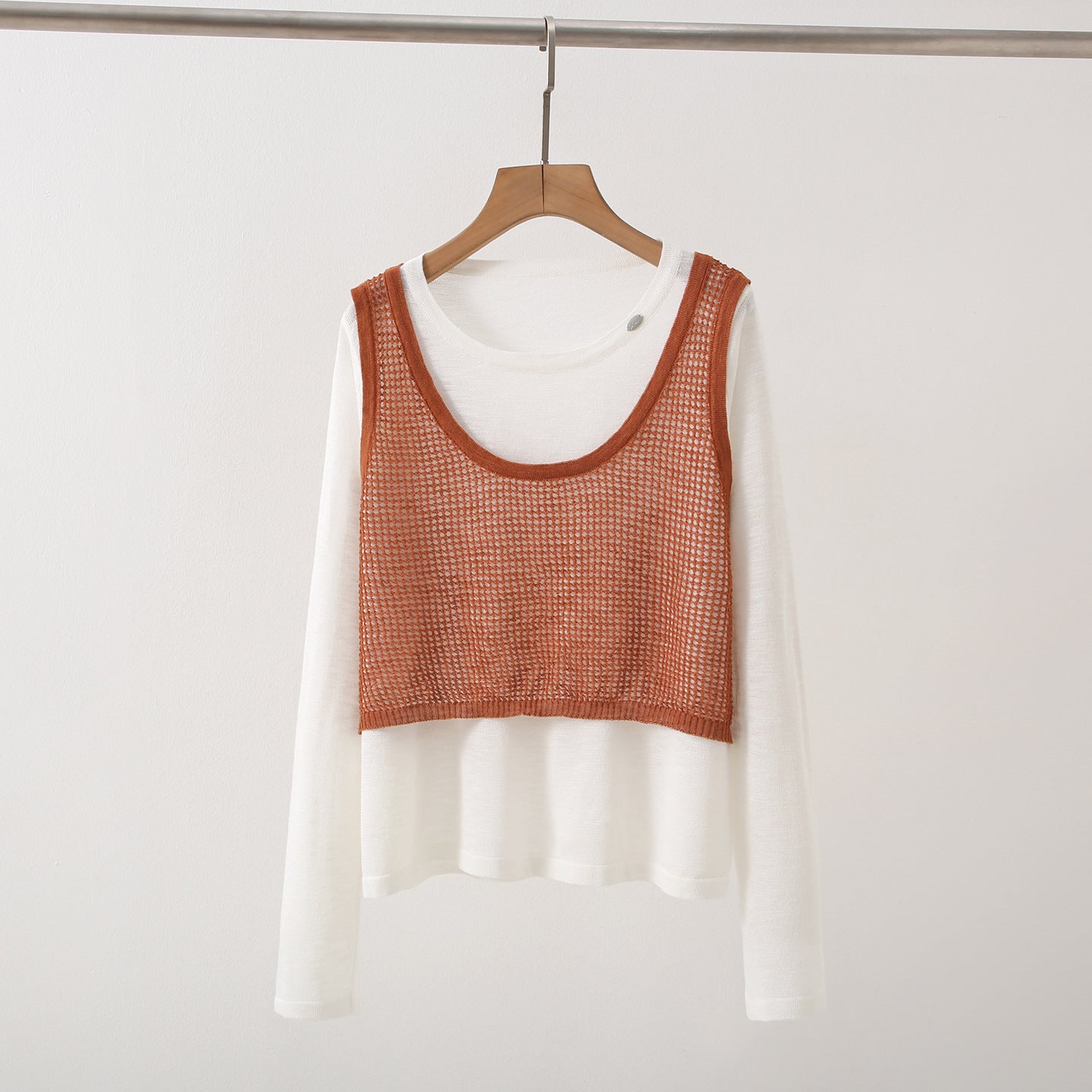 New Design Sense Stitching Fake Two-piece Knitted Sweaters Women