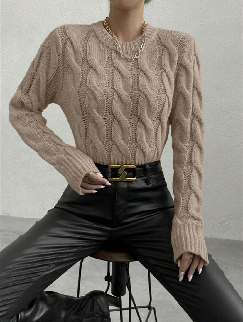 Loose-fitting Knitted Women's Pullover Sweater